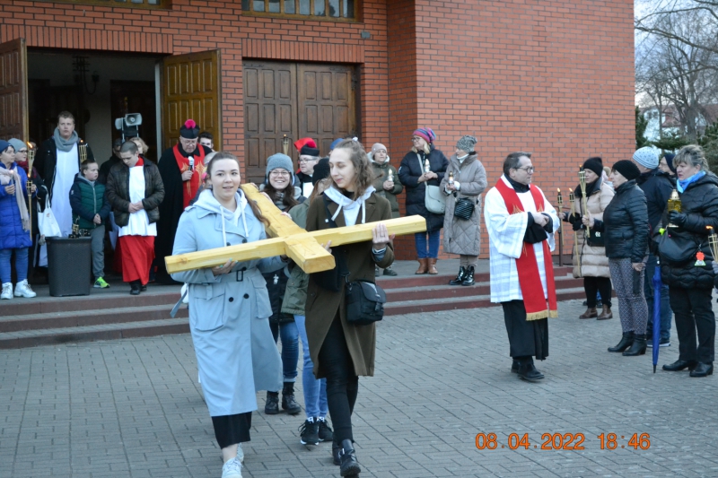 Droga Krzyżowa Ulicami Parafii