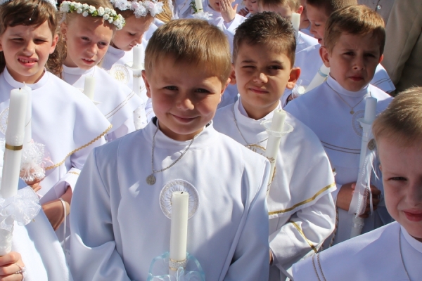 I KOMUNIA ŚWIĘTA (2)